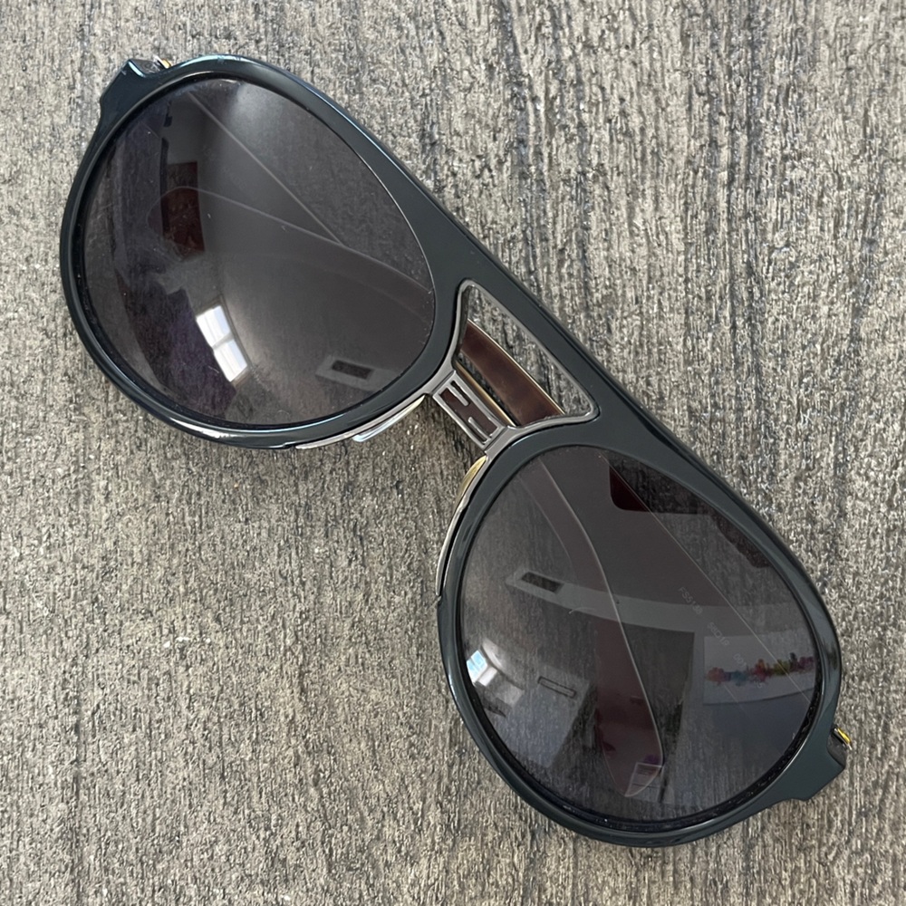 Fendi SUNGLASSES